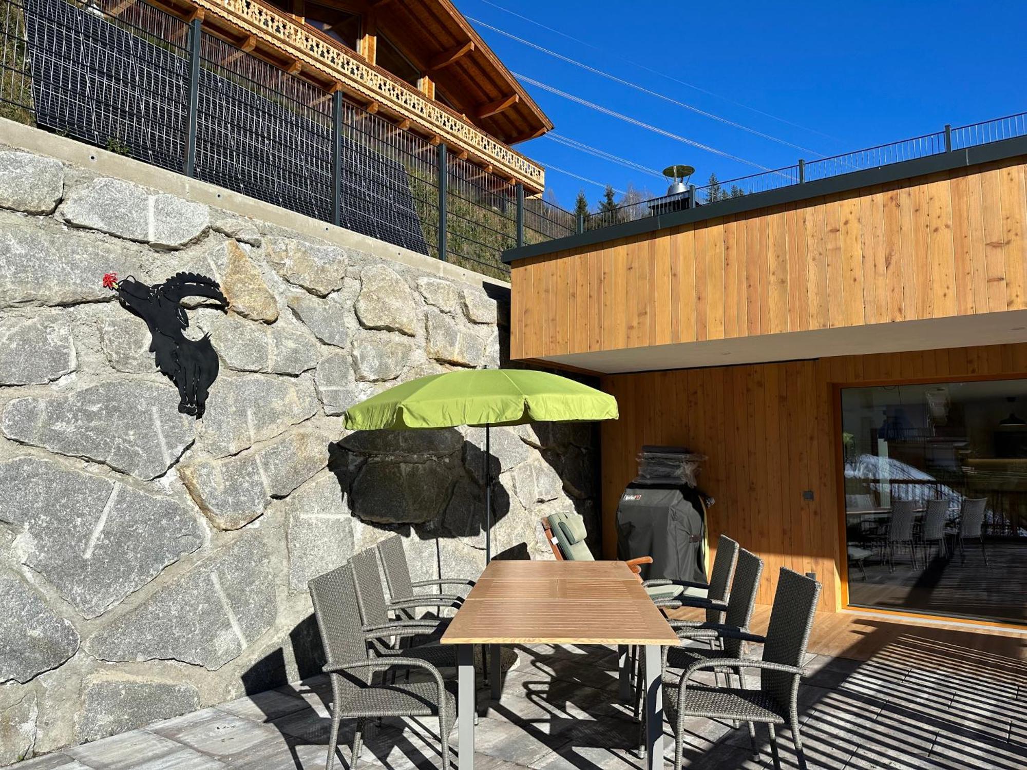 Exklusives Chalet-Haus Mit Gletscherblick Neukirchen am Grossvenediger Exterior photo